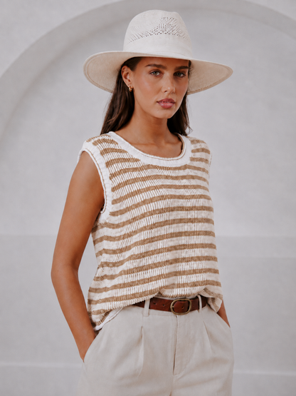 Cinnamon/White