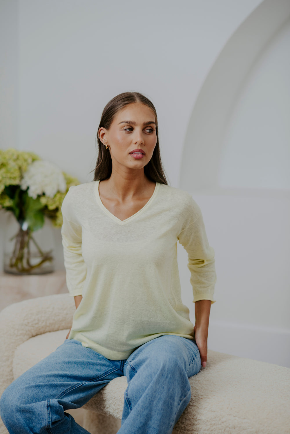 Bridge & Lord - V-Neck Relaxed Pullover BL6222