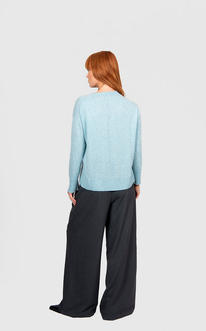 Bridge & Lord - V-Neck Pullover With Links Trim BL6620