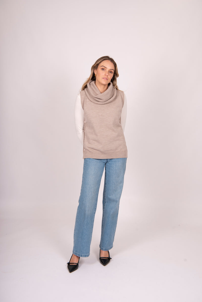 Fields - Side Button Crew Neck Vest FK5011